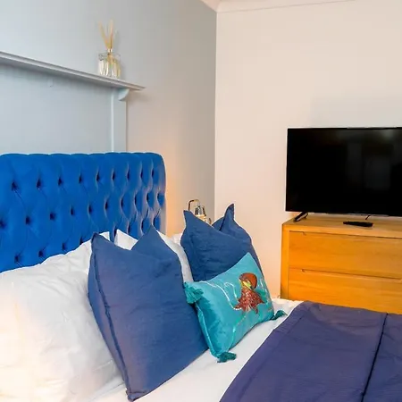 Detached 4 Bed, Off Street Parking, Views Appartement Redcar