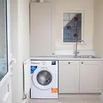 Apartment Detached 4 Bed, Off Street Parking, Views