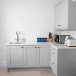 Apartment Detached 4 Bed, Off Street Parking, Views