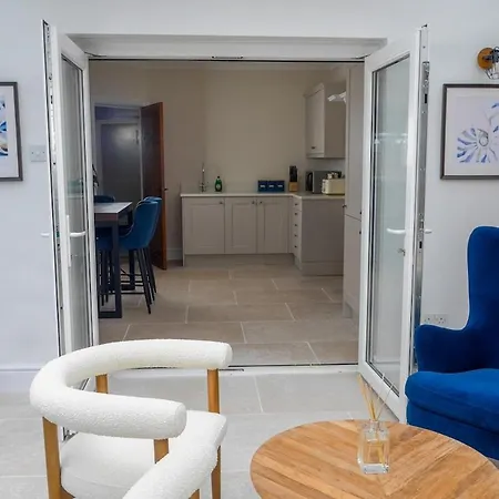 Detached 4 Bed, Off Street Parking, Views * Redcar